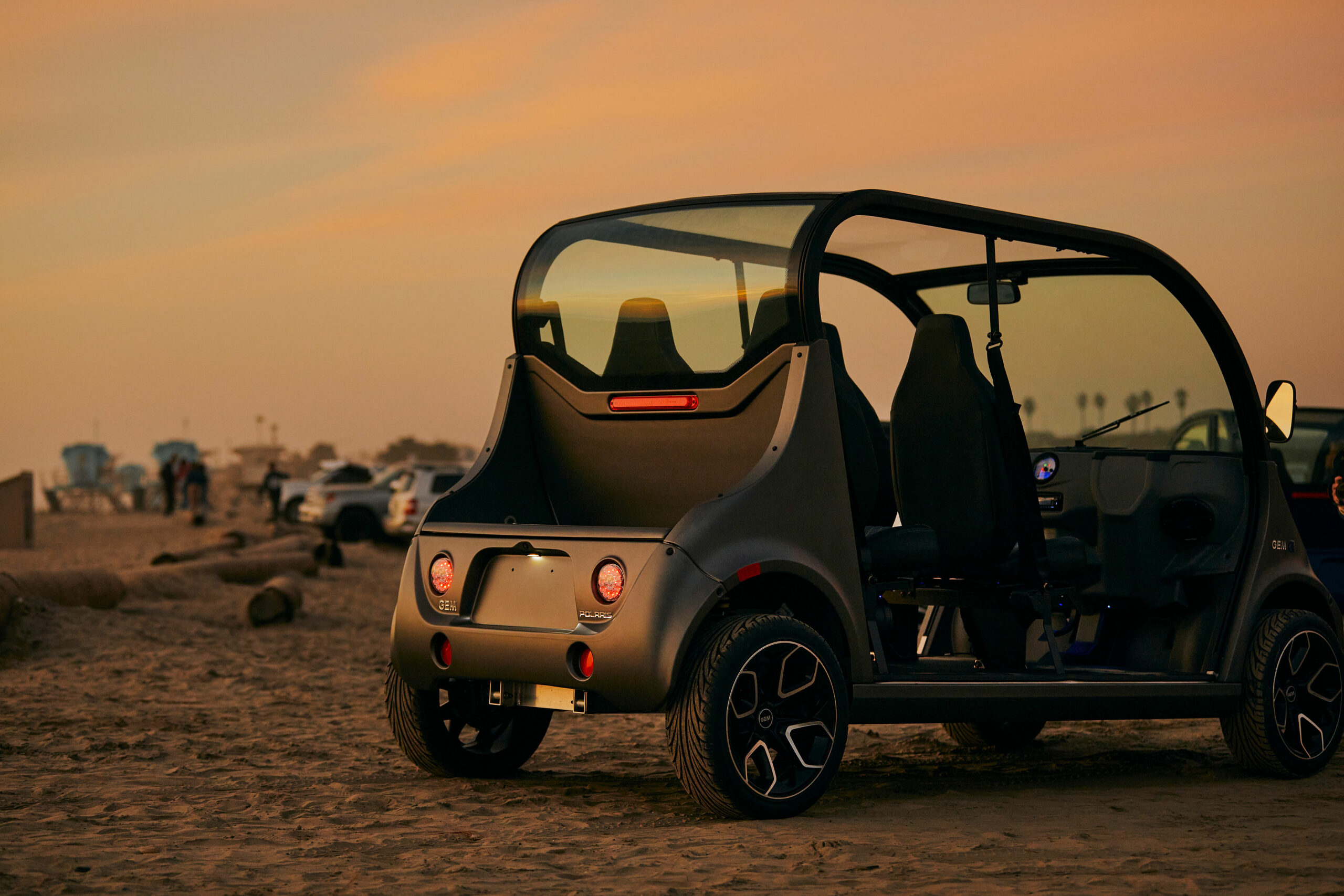GEM e4 EV